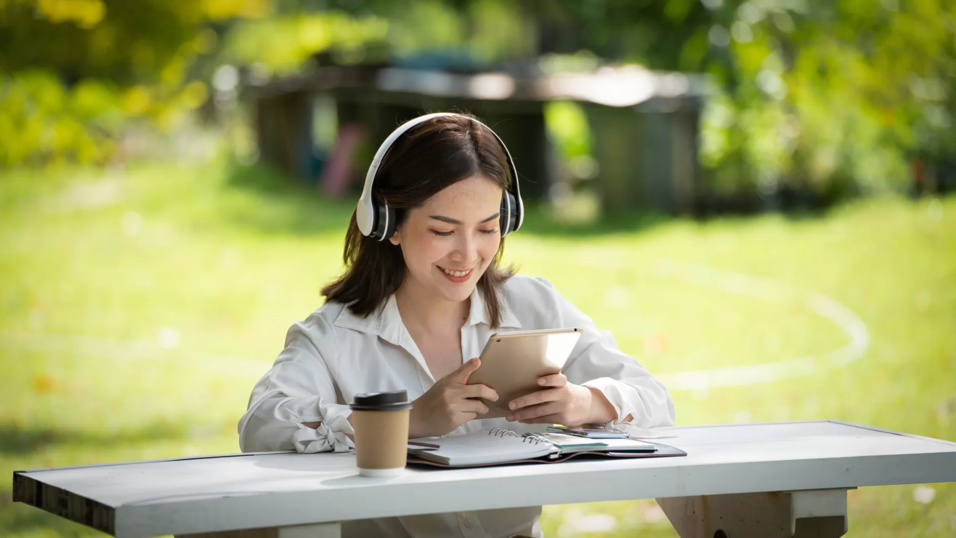 Thi Writing Task 2: Bí quyết đạt điểm cao cho sĩ tử IELTS